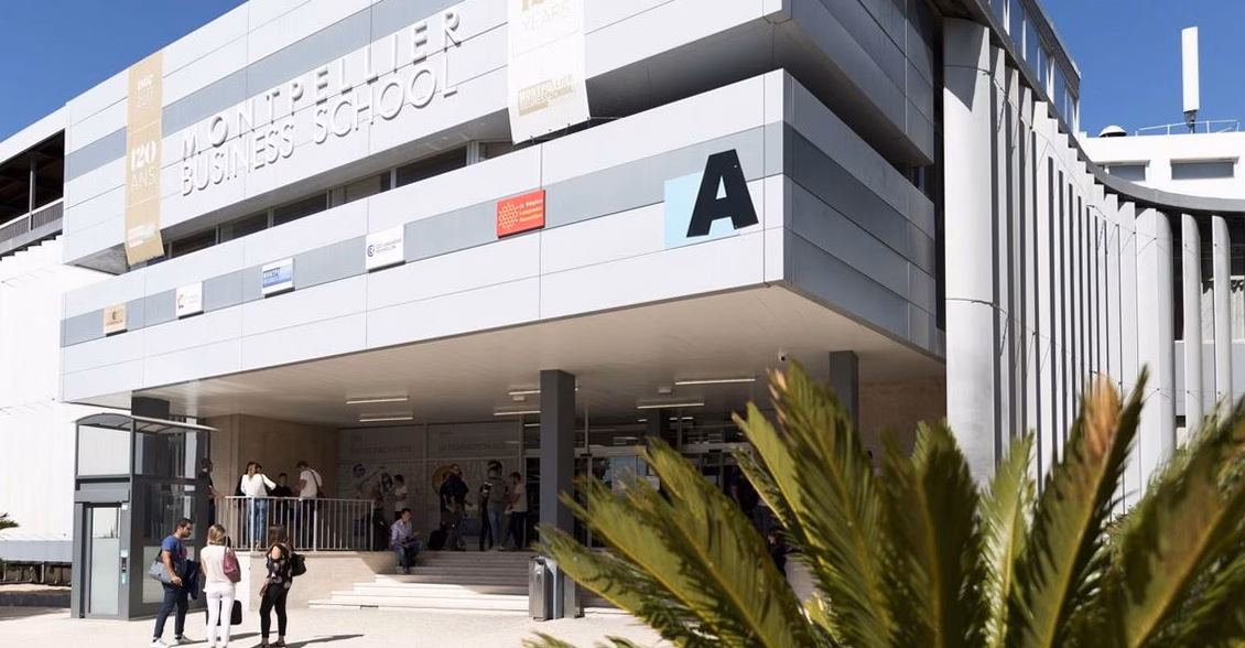 Una nueva farmacia nocturna abre sus puertas en Santander