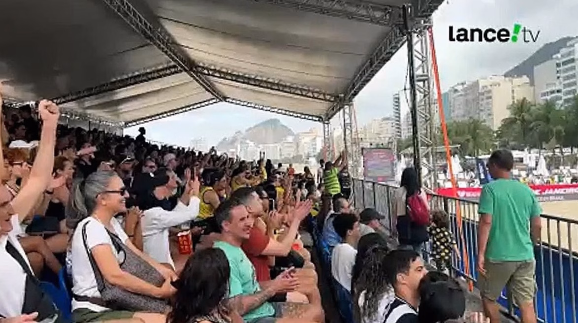 El Nuevo Libe bate el récord de descarga de bonito en Santoña